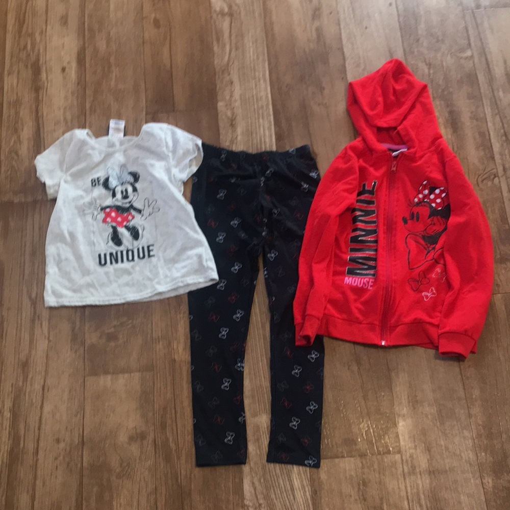 Minnie Mouse outfit